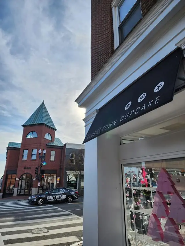 Georgetown Dessert Crawl — sweet 16 party idea